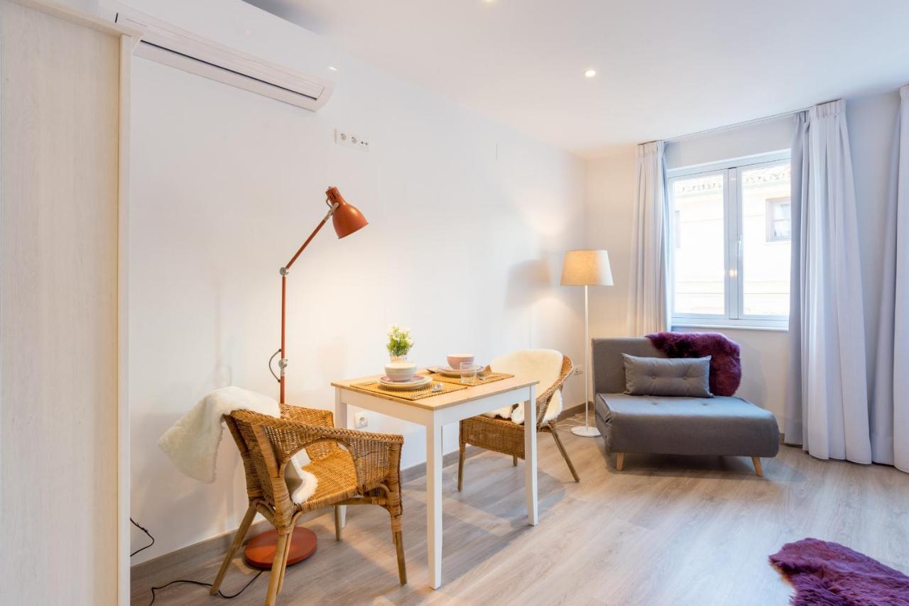 Ferienwohnung Sharingco Atarazanas Premium Loft VII Málaga Exterior foto
